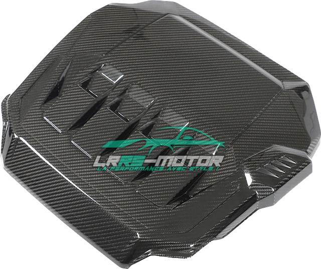 Carbon engine cover golf 8 GTI 2021 - 2023