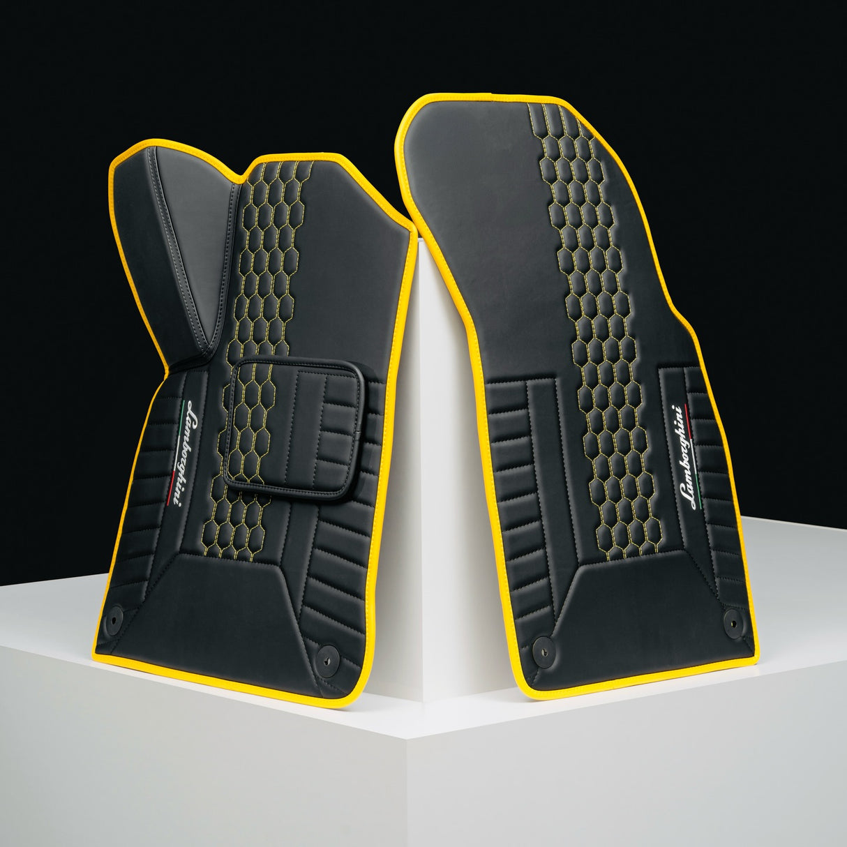 Tapis sur mesure pour Lamborghini