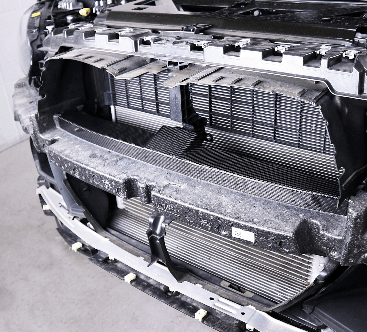 Cache Mousse Anti-Collision Avant en Carbone – BMW M3/M4 G80 G81 G82 G83