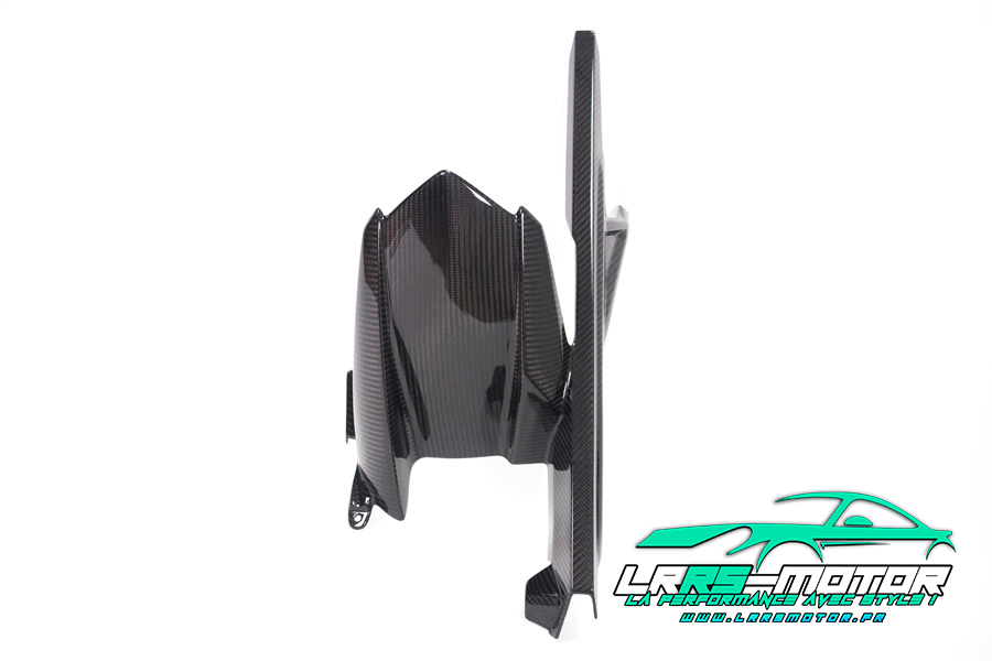 BMW M 1000 RR – Garde-boue arrière en carbone à partir de 2019