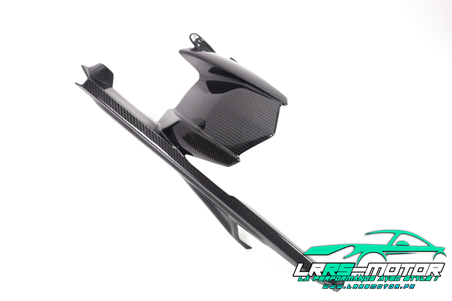 BMW M 1000 RR – Garde-boue arrière en carbone à partir de 2019