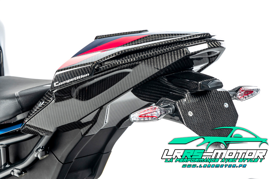 BMW M1000RR Couvercle inférieur du cadre arrière carbone
