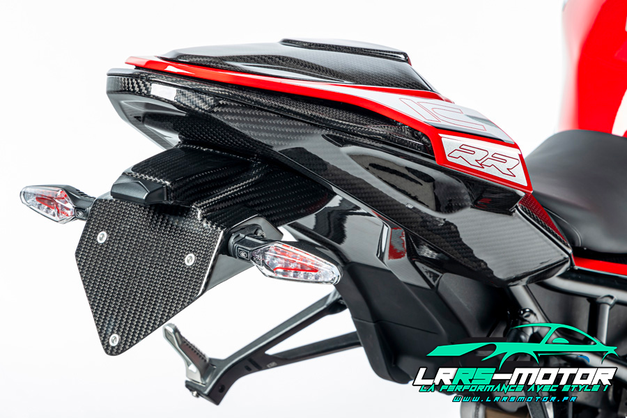 BMW M1000RR Couvercle inférieur du cadre arrière carbone