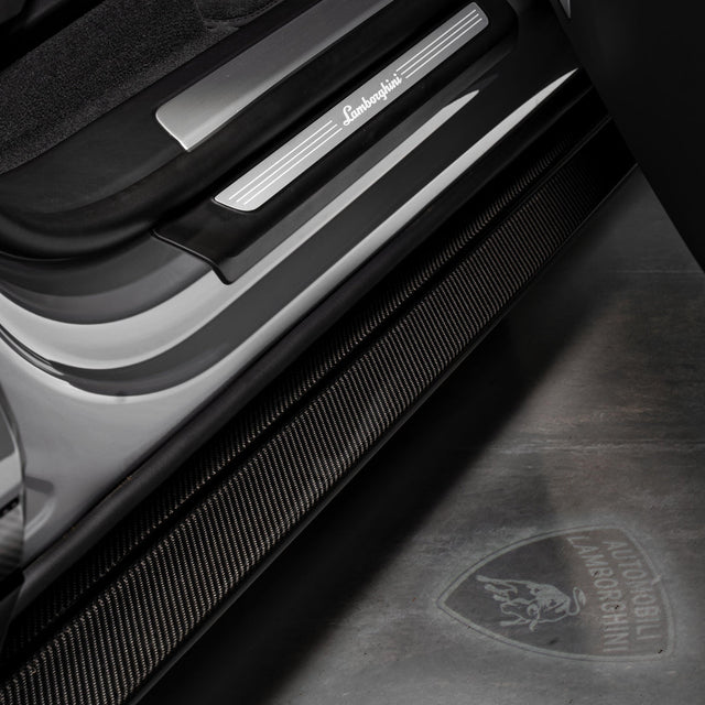 Jupes Latérales Fibre de carbone Lamborghini URUS Made in UK