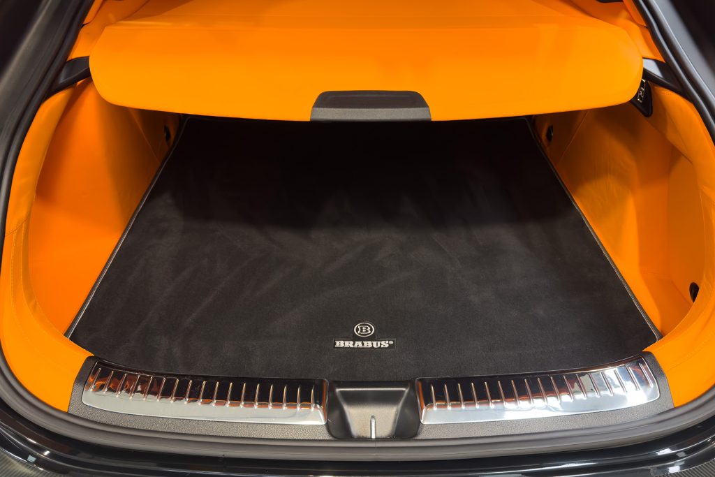 Mercedes-Benz GLA 63S AMG Carbon Brabus '1 OF 1' – 11/2020