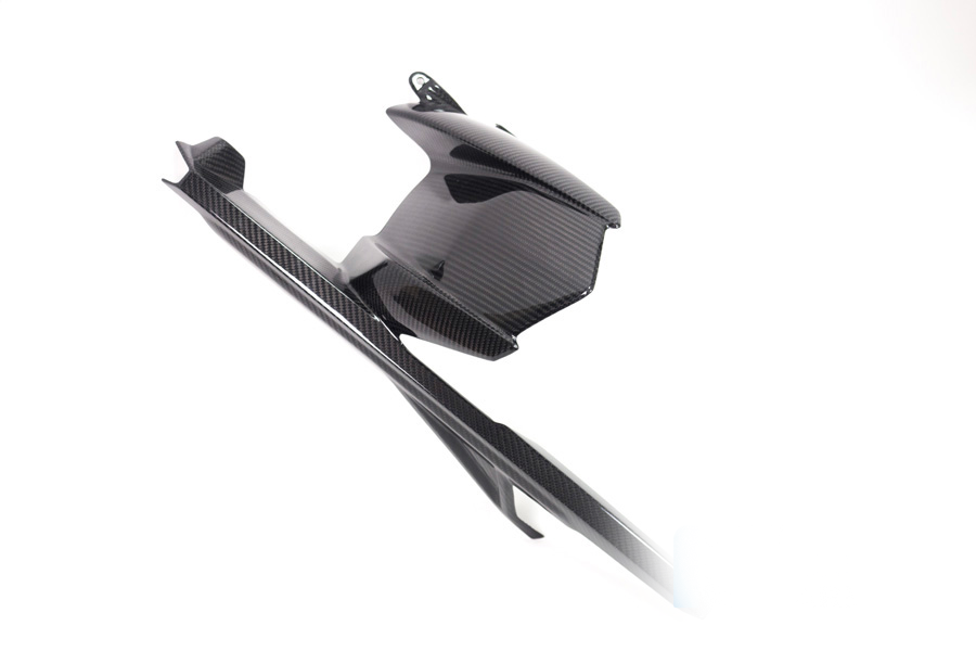 Garde-boue arrière en carbone avec protection de chaîne intégrée pour BMW M 1000 RR