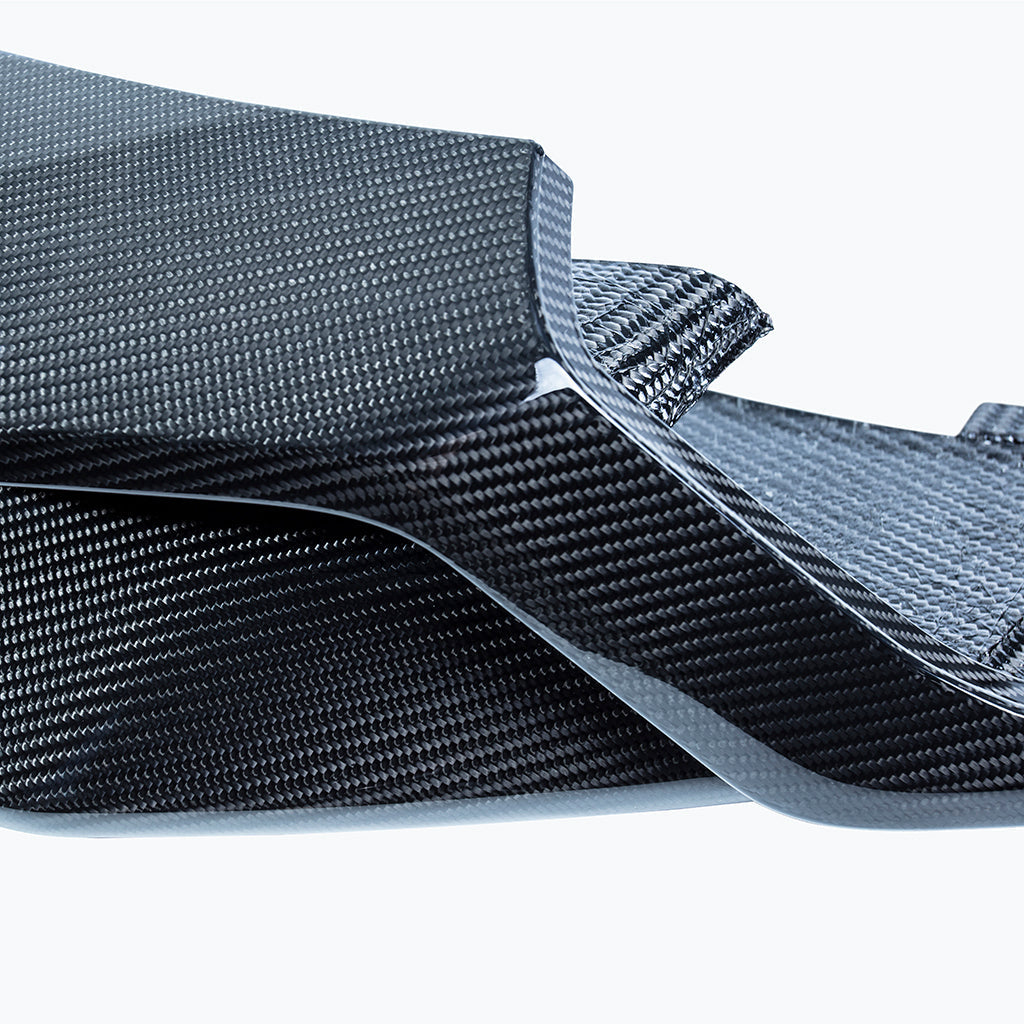 Lame avant fibre de carbone urbain pour Lamborghini Urus IN UK