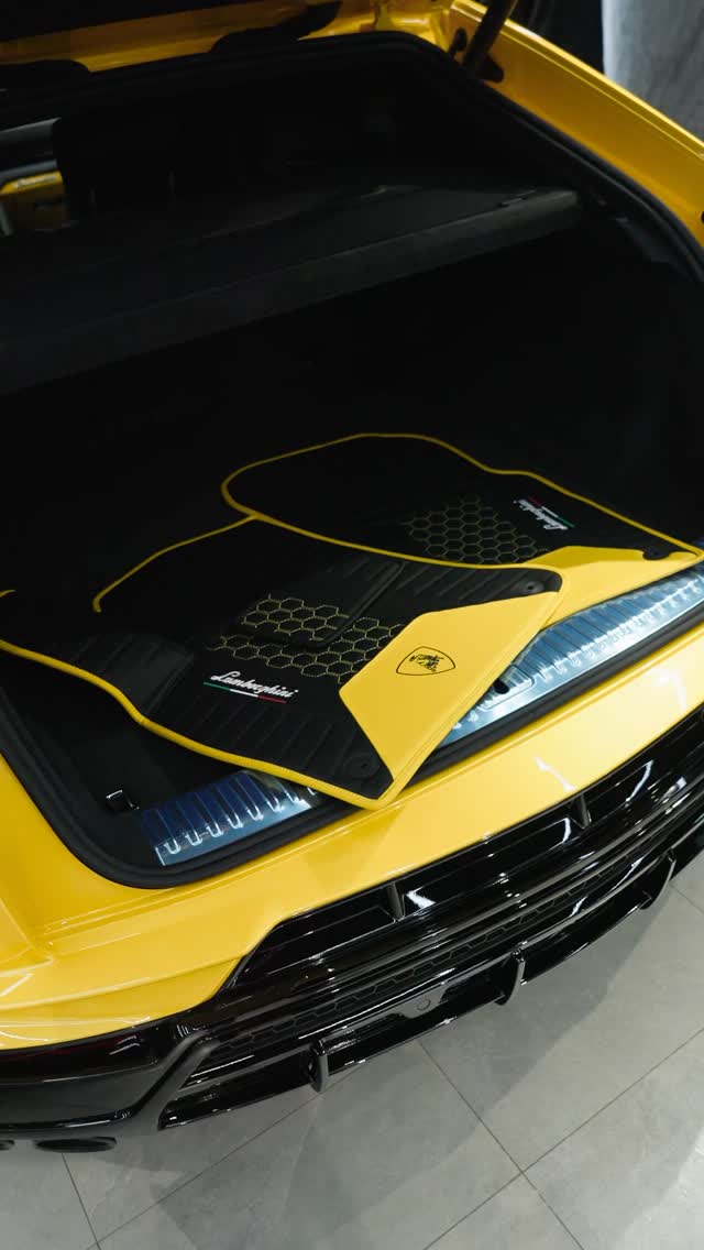 Tapis sur mesure pour Lamborghini