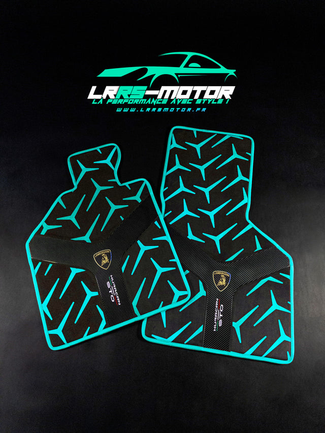 Tapis de sol sur mesure Lamborghini Huracán STO x2 – Carbone & Alcantara véritable – Garantie 5 ans