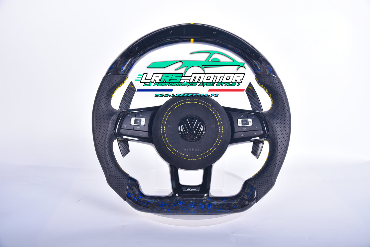 volant_golf_7_carbpne_forge_bleu_-_www.lrrsmotor.fr.jpg