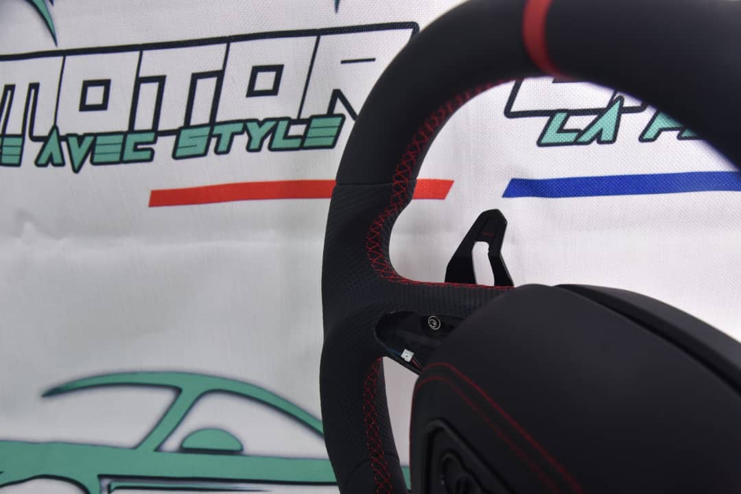 Volant Audi RSQ3 (F3) Cuir Nappa & cuir perforé en stock