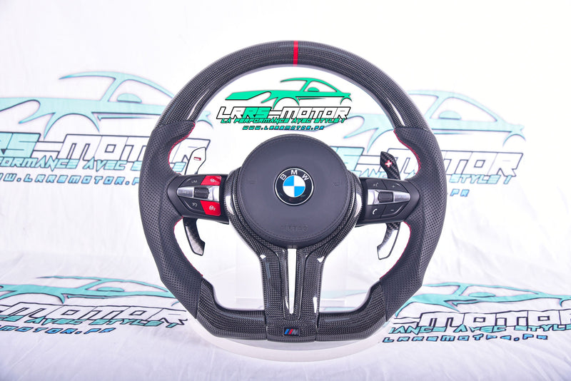 Volant en carbone personnalisable pour BMW Série F et G (2012-2022). Compatible Série 1, 2, 3, 4, 5, 6, X Séries et modèles M Performance (M2, M3, M4, M5, M6)Volant BMW F20, M2, M3, M4 carbone personnalisable