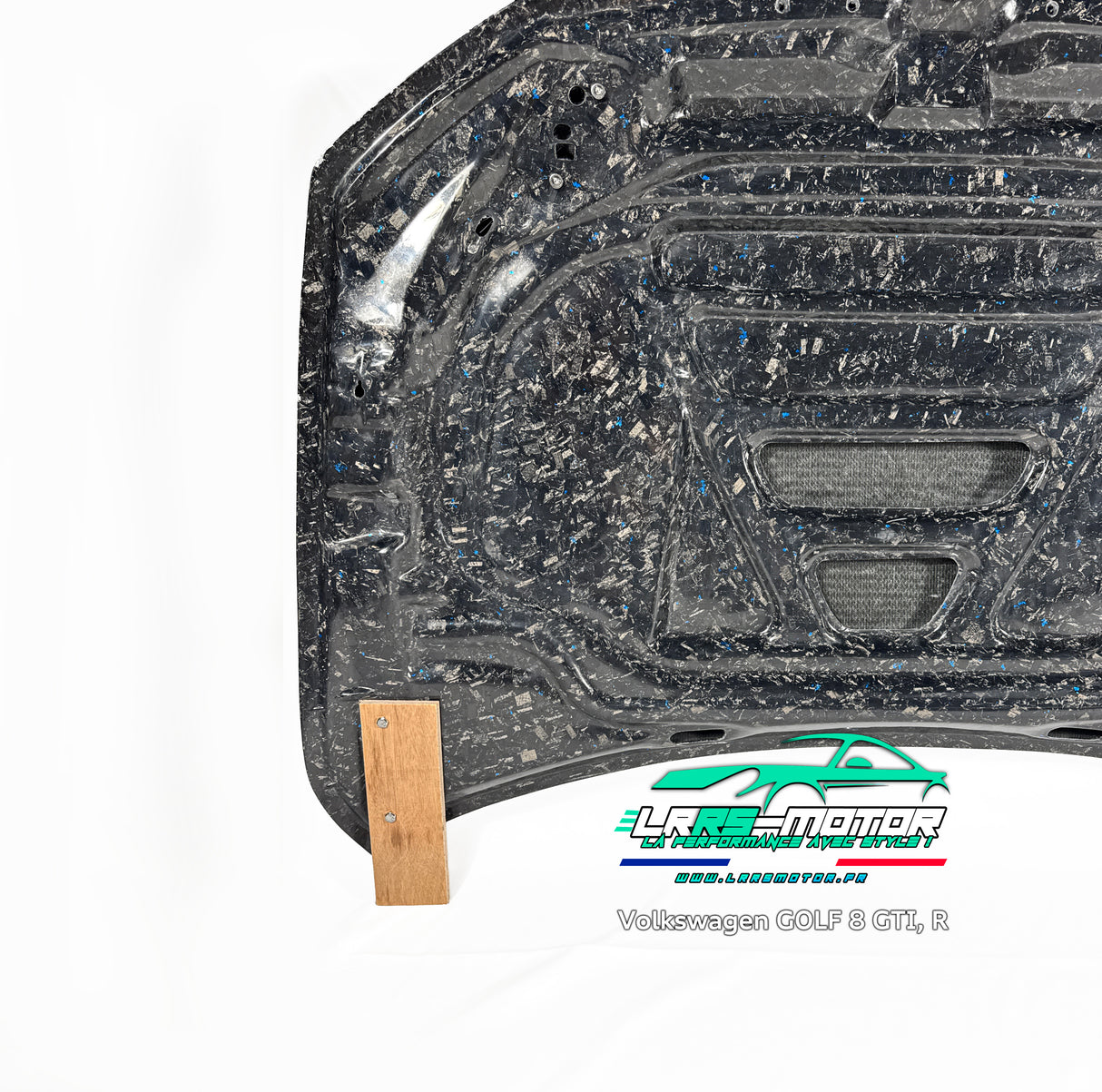 Capot Carbone Forgé – Volkswagen Golf 8 GTI & Golf 8 R