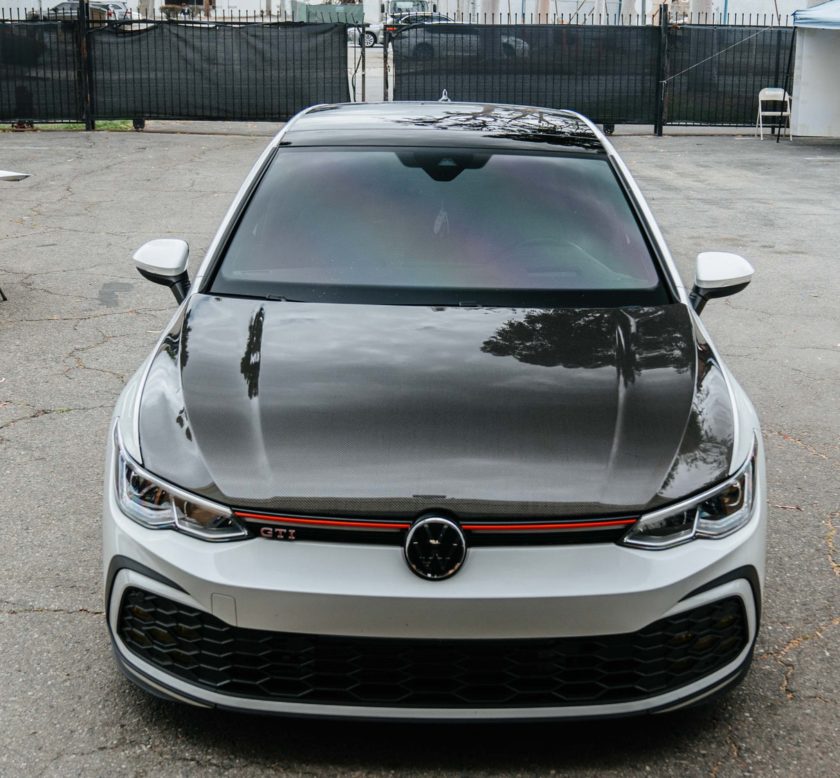 Capot en fibre de carbone de style OEM pour 2022 VW Golf MK8