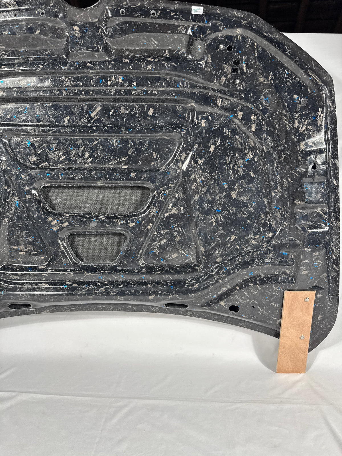 Capot Carbone Forgé – Volkswagen Golf 8 GTI & Golf 8 R