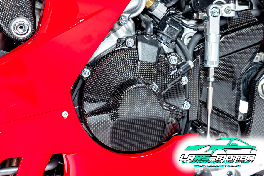 Couvercle d’alternateur carbone pour moto – Protection et design premium