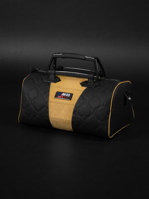 Personalisierbare CORSA Reisetasche – Premium-Leder & Carbon – Exklusive Edition