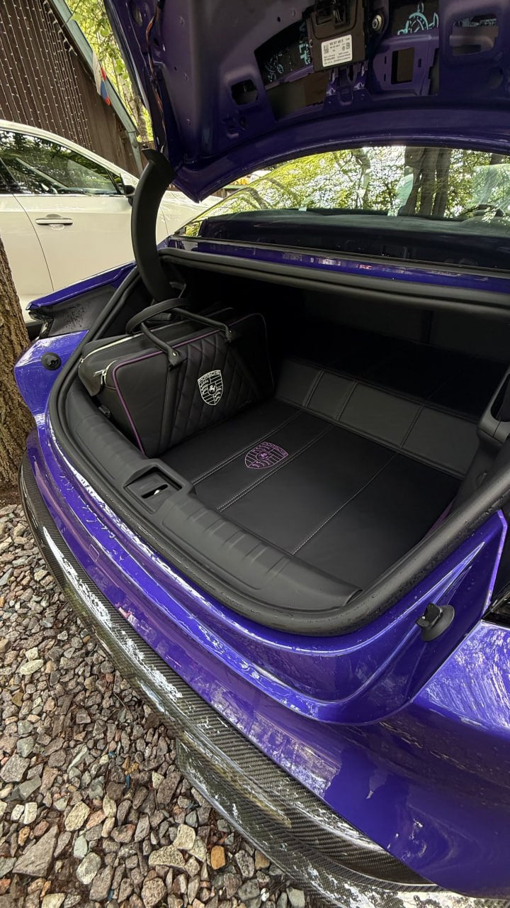 Tapis en cuir personnalisables pour Porsche Turbo GT – Avant, arrière et coffre