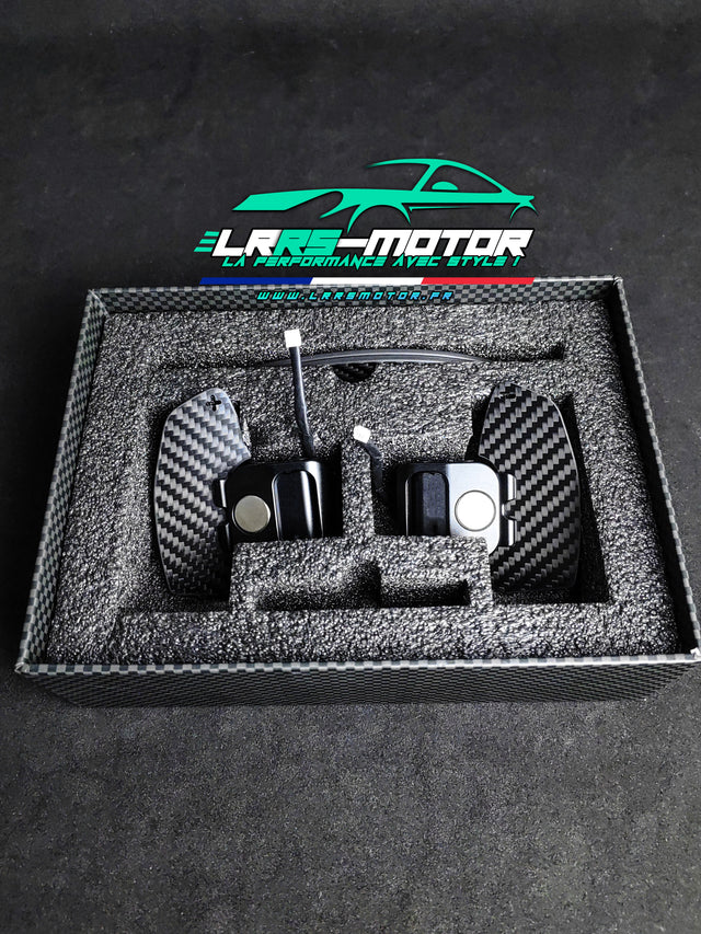 Pack Double fibre de carbone magnétique & adaptée à votre volant