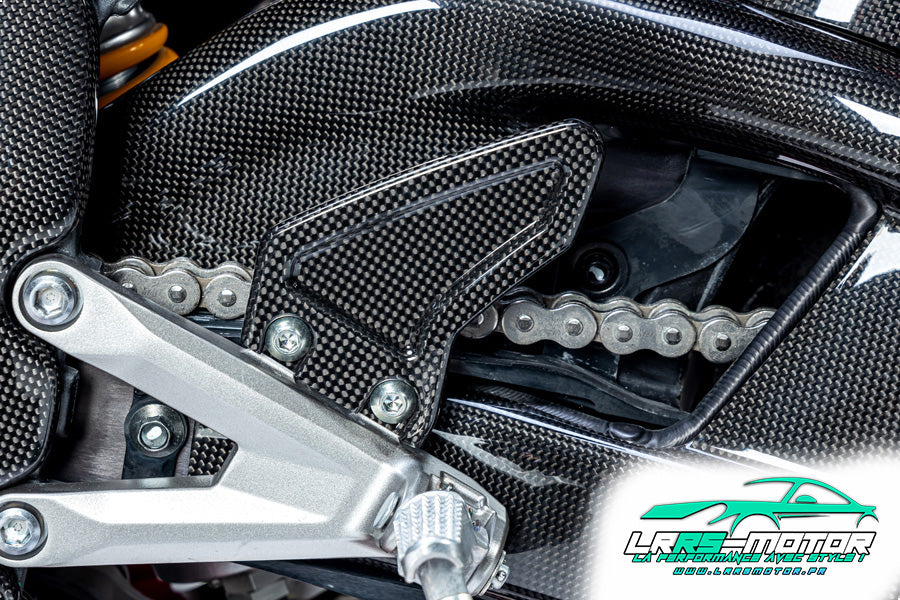 Protection de talon gauche en carbone brillant pour Honda CBR 1000 RR-R / SP à partir de 2024