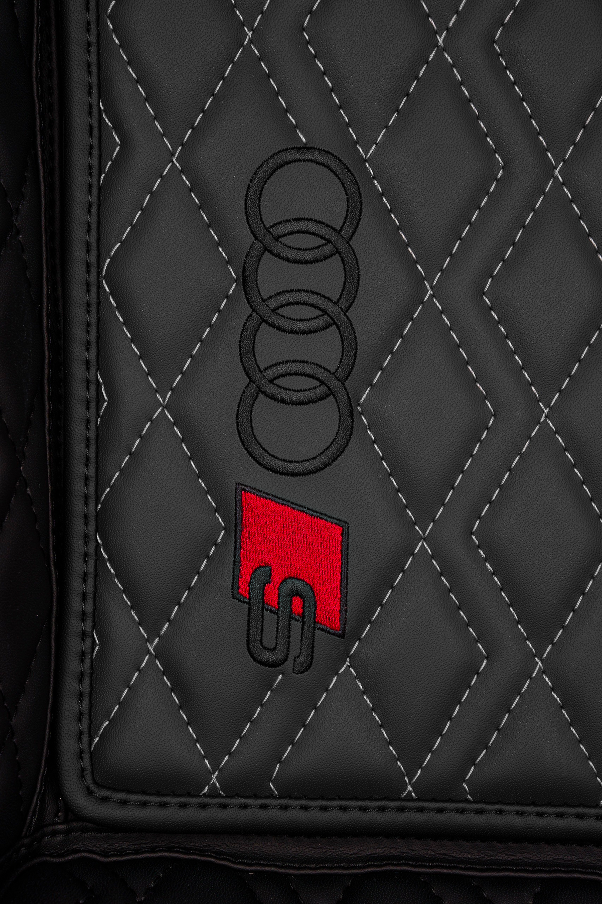 Tapis & Parois Audi Premium – Kit Luxe Sur Mesure