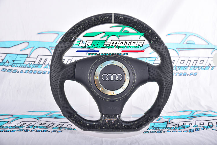 Steering Wheel – Compatible with Audi TT 8N / S3 / A3 8L / A4 / A5 / S4 (1996–2007)