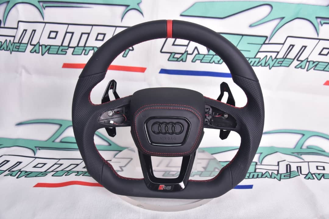Volant Audi RSQ3 (F3) Cuir Nappa & cuir perforé en stock