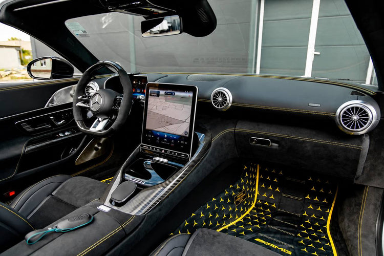 Tapis sur mesure Mercedes-Benz SL en Alcantara – Parois en option