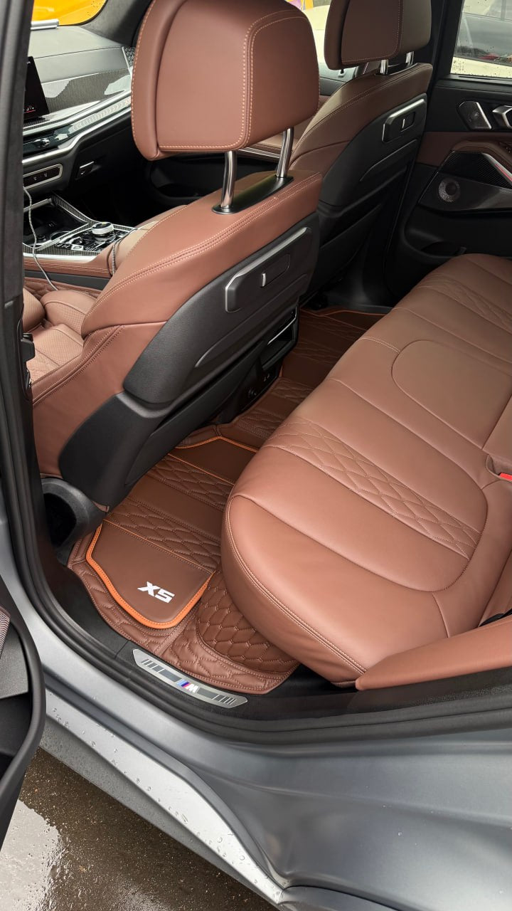Tapis en cuir personnalisables pour BMW X5 G05