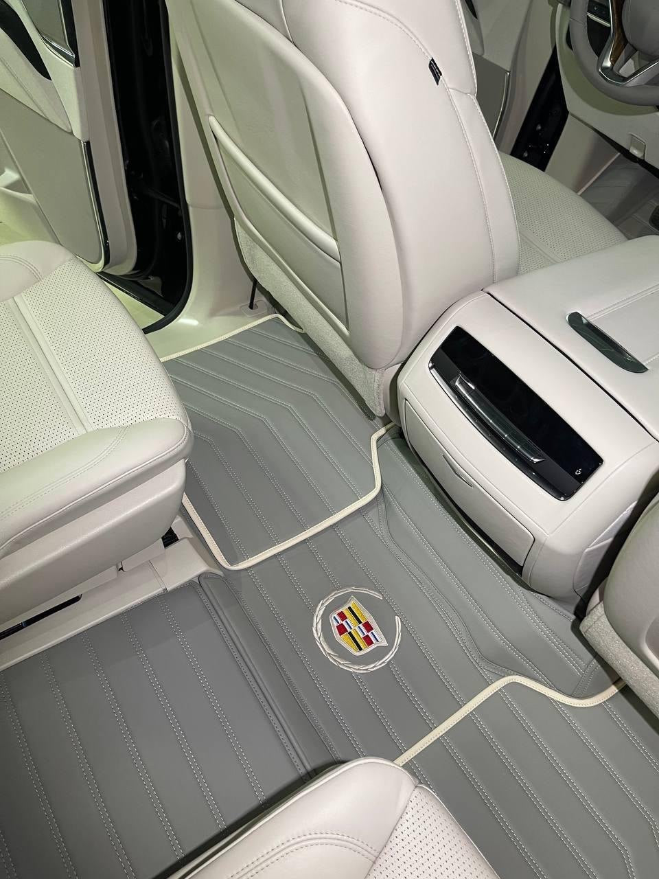 Tapis cuir Cadillac Escalade – Avant, arrière et coffre