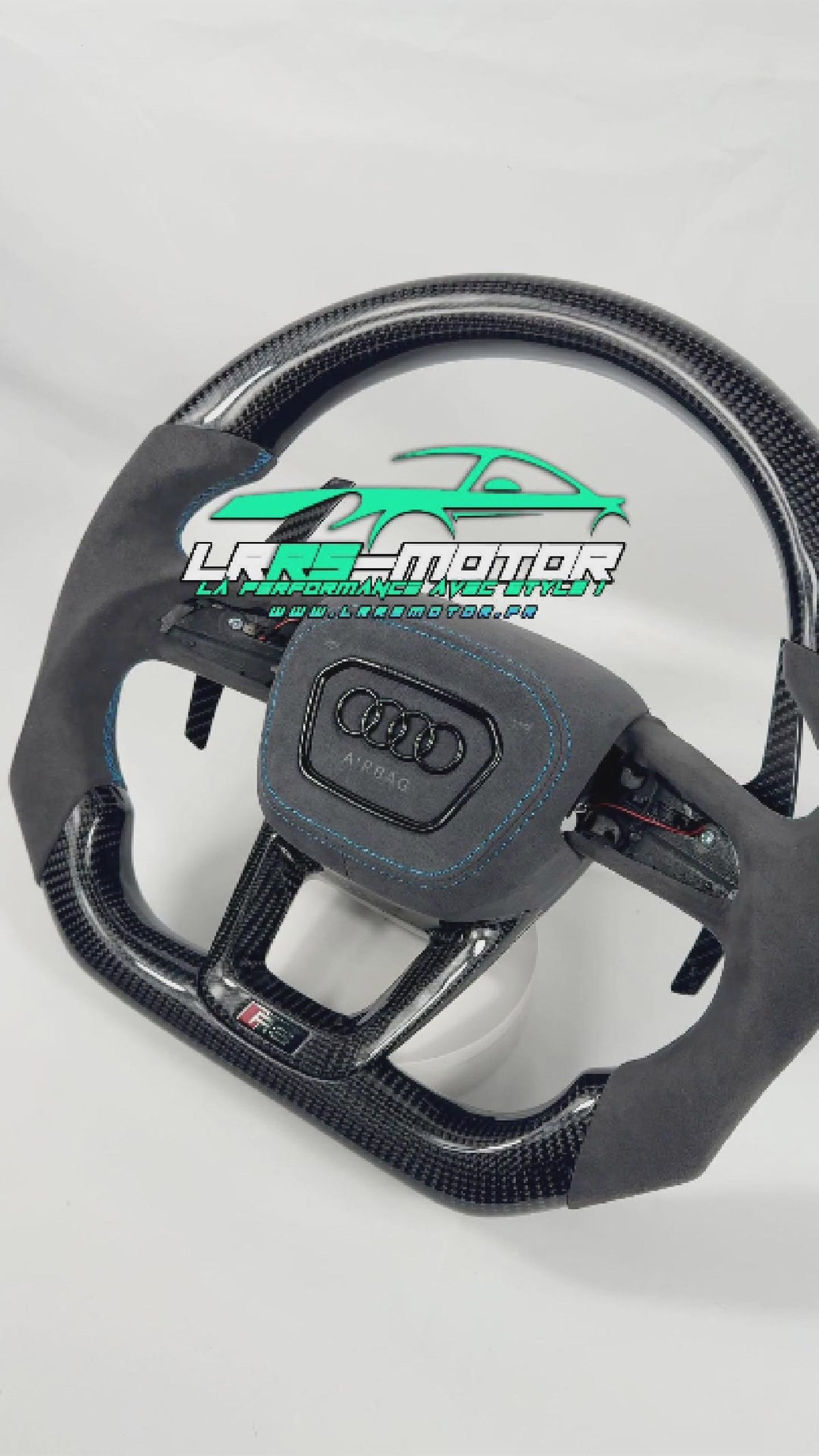 Customizable Carbon Steering Wheel – Compatible with Audi A3 / RS3 / A4 / A5 / Q3 / Q8 / RS4 / RS5 / SQ5 / SQ6 / RSQ8 (2016–2026)