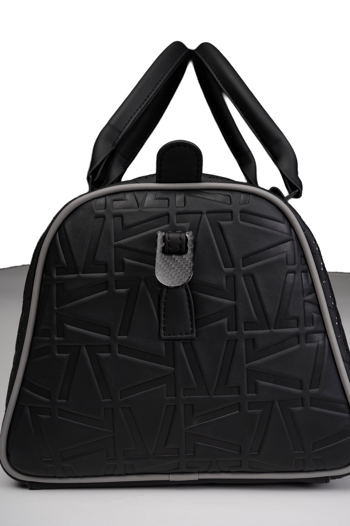Sac de Voyage Mercedes-AMG – Luxe Cuir & Carbone