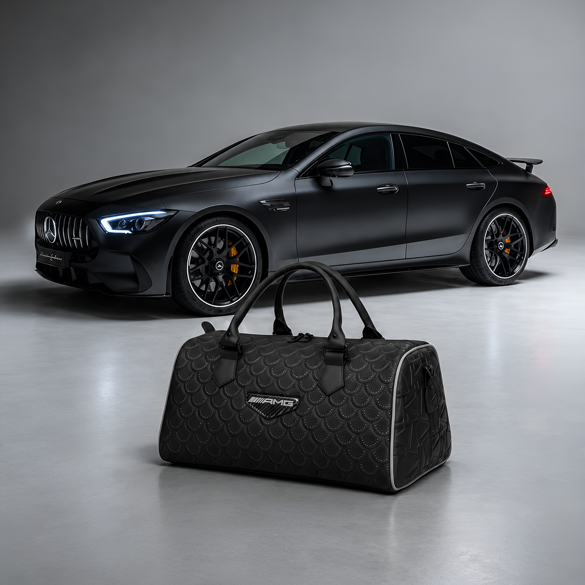 Sac de Voyage Mercedes-AMG – Luxe Cuir & Carbone