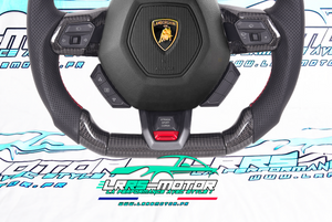 Volant Lamborghini Huracán personnalisé | Carbone & Alcantara
