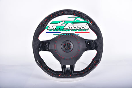 volant_carbone_forge_volkswagen_golf_6_gti_personnalisable_-_www.lrrsmotor.fr.jpg