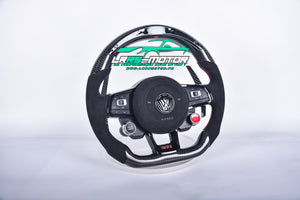 volant_fibre_de_carbone_alcantara_Golf_7_-_img8_www.lrrsmotor.fr.jpg