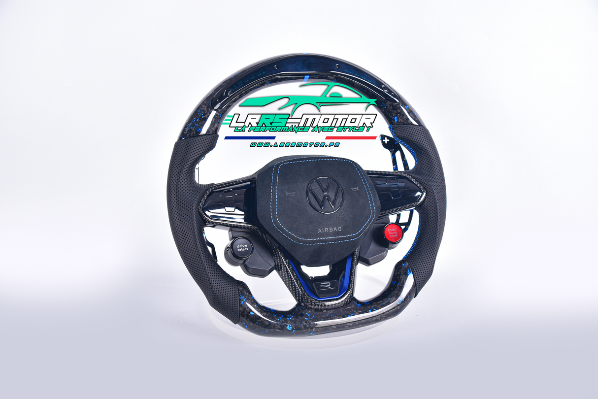 volant pour Volkswagen Golf 8, Polo 6, Beetle, Arteon GTE et R avec notre configurateur en ligne. Découvrez un visuel en direct de votre volant personnalisé pour un style unique et une finition parfaite.