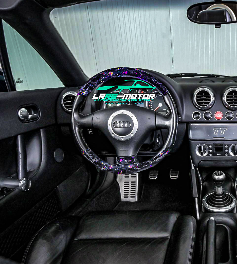 Steering Wheel – Compatible with Audi TT 8N / S3 / A3 8L / A4 / A5 / S4 (1996–2007)