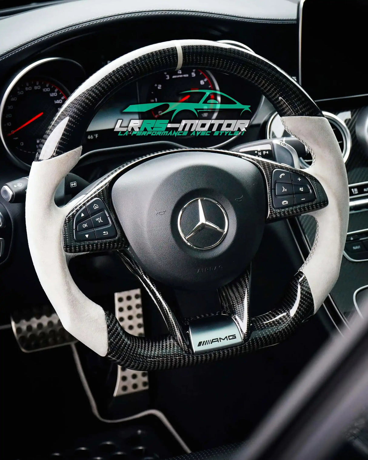 Volant carbone Mercedes Benz AMG  (2014 - 2017) C63, E63, GT63, GTS63, GTC63, A45, CLA45